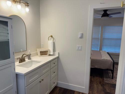 Cozy Avon Country Escape in มอสโคว์ (ID)