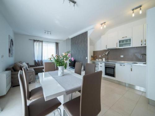 Iekārtas, Villa Anita - Five Bedroom Villa with Swimming pool in Gruda