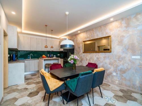 Létesítmények, Apartment Fortuno - One Bedroom Apartment with Terrace and Sea View in Plat