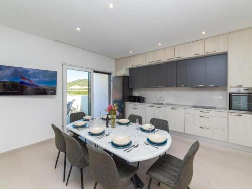 ห้องครัว, Luxury Villa Navis - Villa in โปลเช่