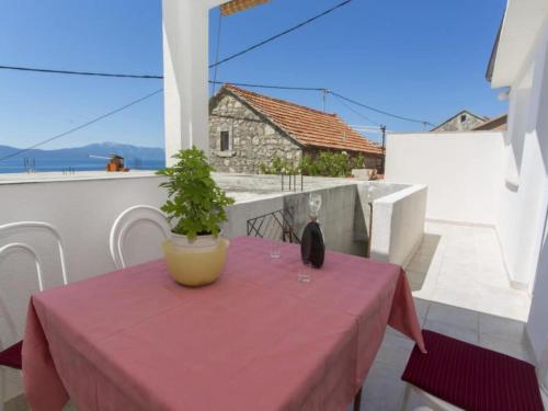 Iekārtas, Two Bedroom Apartment with Terrace in Brist