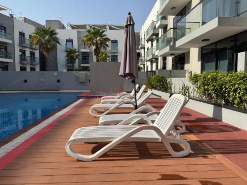 Spacious Designer Home Pool, Gym & Playground, Dubai