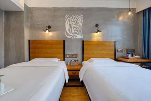 Gongxili - Chujian Hotel – Kunming, MO