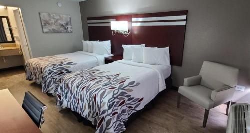 OYO Hotel Florence SC I-95 North - image 29