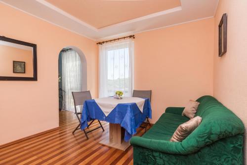  Studios Kaštel in Buje