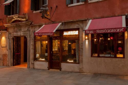 Hotel Saturnia & International - image 4