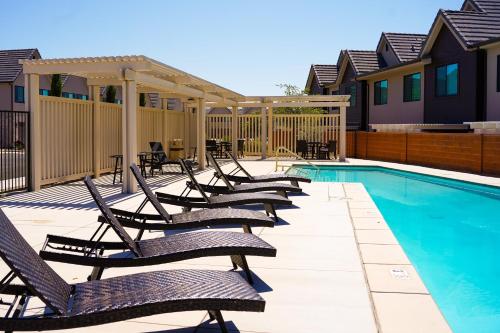 Santa Clara Comfort #39 townhouse - image 11