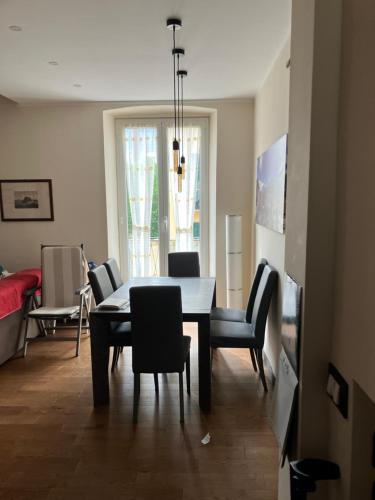 CasaClaudia, Janov