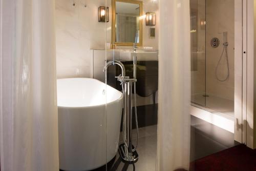 ホテル モリエール