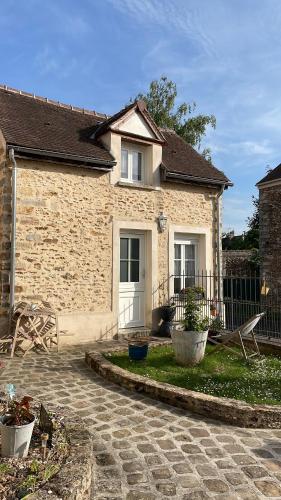 Chez Mely, le petit nid bombonnais gîte à louer Châtillon-la-Borde