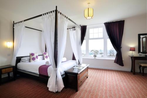 Park Central Hotel - image 11