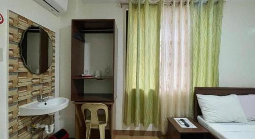Marion's Inn Bldg 2 Bantayan powered by Cocotel, Bantayan Island (photo 10)