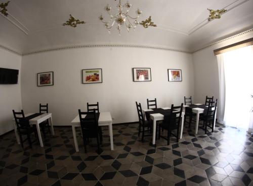 酒吧/高級酒吧, Gualtiero Camere & Suite in 卡爾塔吉龍