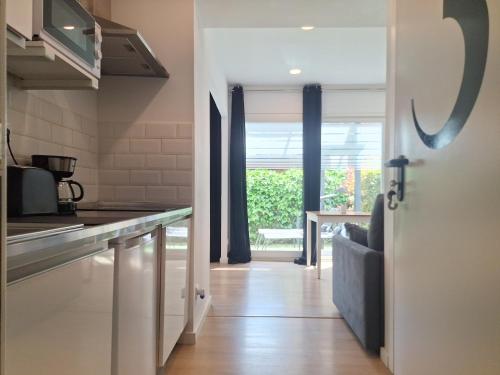 Konyha, Acero y Piedra Apartamentos con jardín privado (Acero y Piedra Apartamentos con jardin privado) in Mataelpino