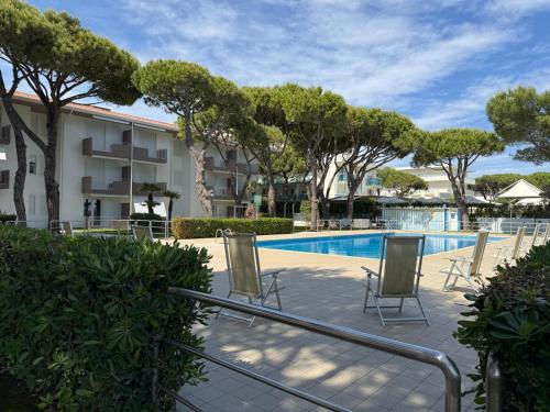 Two-Bedroom Apartment room in RESIDENCE GARDEN -Solo per famiglie