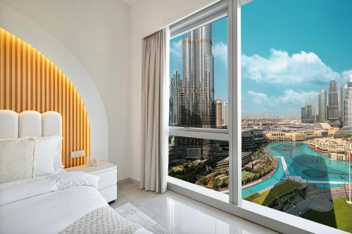 2BR Burj & Fountain View 5 mins to Dubai Mall, Dubai (photo 3)