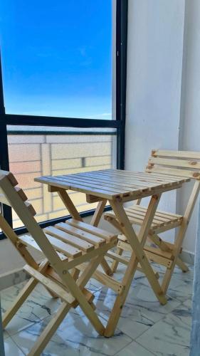 Cozy 2BR 7-min airport , tangier with aircondition Wi-fi , parking lot 24h Garde, Oulad Akkou (foto 9)