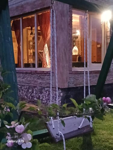 Djedova bajka in Dolovi Lalevića