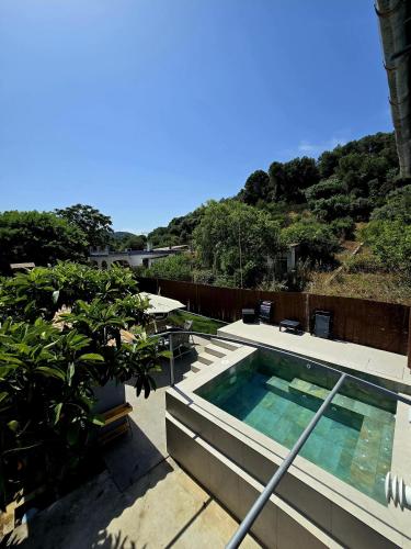 Casa Rural El Bressol in آلزيرا