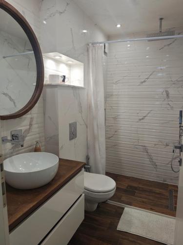 Central, brand new apart with parking, Blagoevgrad (fotografie 7)