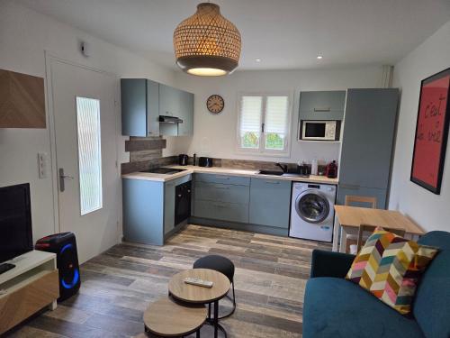 T2 rez de jardin de villa au calme near Musée Archéologique de Nice-Cimiez