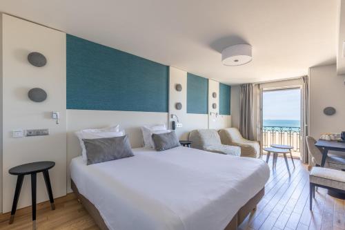 Kyriad Saint Malo Centre - Plage in ซิยง