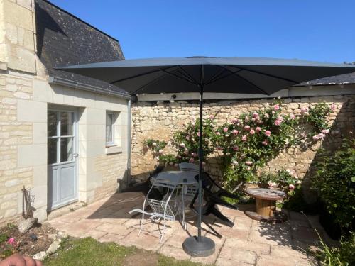 Le petit Pavillon in Noyant-La-Plaine