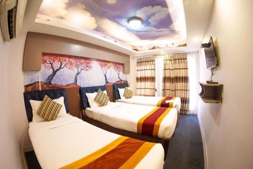 room detail thumbnail 0