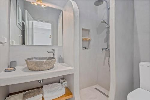 Petros Rooms - image 7