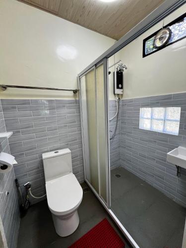 Mader Home in Damai / Santubong