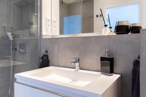 Apartment image 9