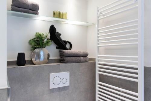 Apartment image 5