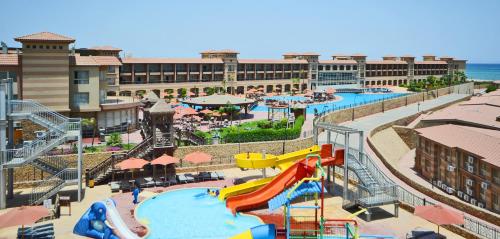Exterior view, Coral Sea Beach and Aqua Park in Ataqah