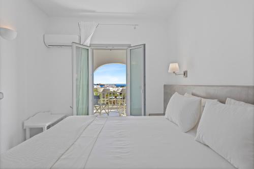 Petros Rooms - image 11