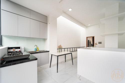KN HOLIDAY HOME IN GLOBAL CITY
