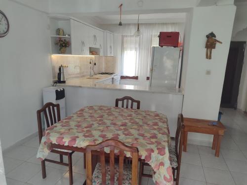 Huzurlu Triplex Villa in Bozyazi