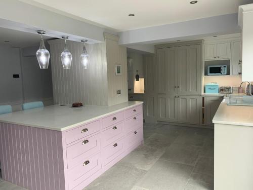 Silverstone - 5 Bed - Sleeps 10 in Towcester