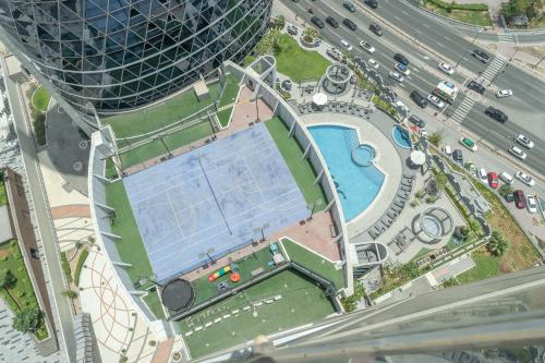 Free housekeeping visits during your stay - StayShort - Stylish DIFC Apartment Sleeps 4 with Pool & Gym, Dubaj (fotografie 3)