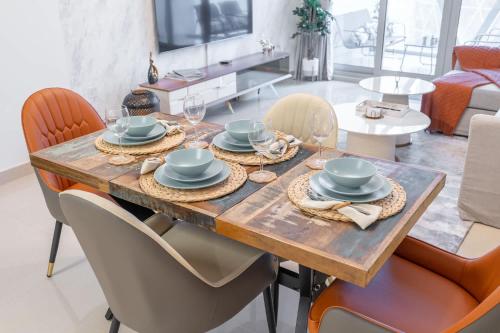 Free housekeeping visits during your stay - StayShort - Stylish DIFC Apartment Sleeps 4 with Pool & Gym, Dubaj (fotografie 10)