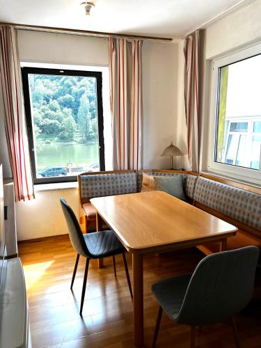 Ferienwohnung in Ediger Eller 3.0km von Weingartenstraße entfernt