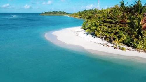 White Water Inn in Meemu Atoll