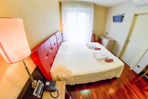 1 queen bed