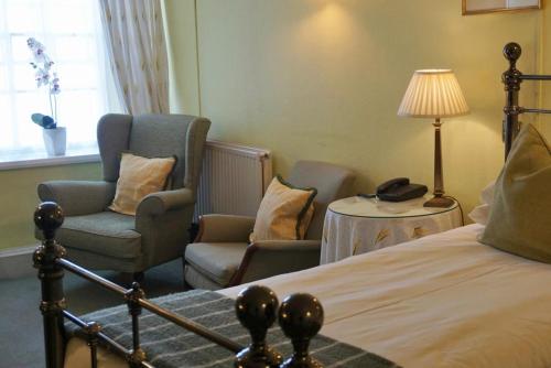 2 twin beds