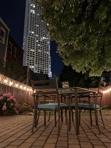 Magnolia Stay near New York City in เจอร์ซีย์ ซิตี้ (NJ)