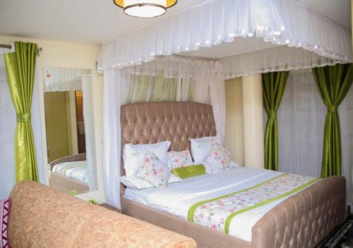 Marvel Stays in Central Business District