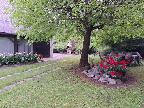 Maison de montagne avec jardin privatif in Sarrancolin