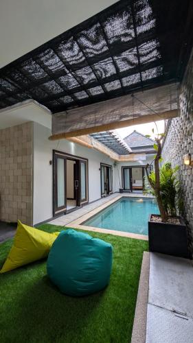 Casa Calma by Moo, Spacious 3BR Villa with Private Pool in Seminyak Bali