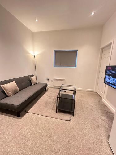2 Bed Apartment-Parking -walk to city centre -birmingham, Birmingham