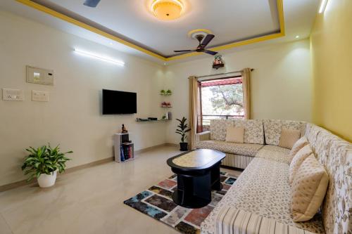5 Min to Colva Beach - 3BHK Getaway - Svarupaka Retreat, Colva