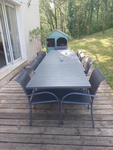 Iekārtas, Notre petit coin de paradis in Saint-Germain-du-Bel-Air